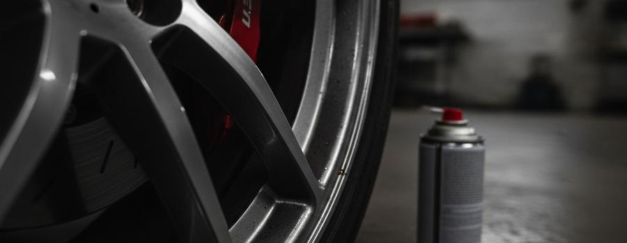 Czy WD-40 nadaje się do czyszczenia felg? Czy WD-40 nadaje się do czyszczenia felg?