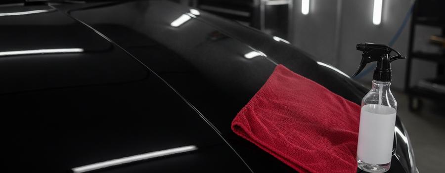 Odtłuszczanie lakieru samochodowego benzyną ekstrakcyjną – czy jest bezpieczne?